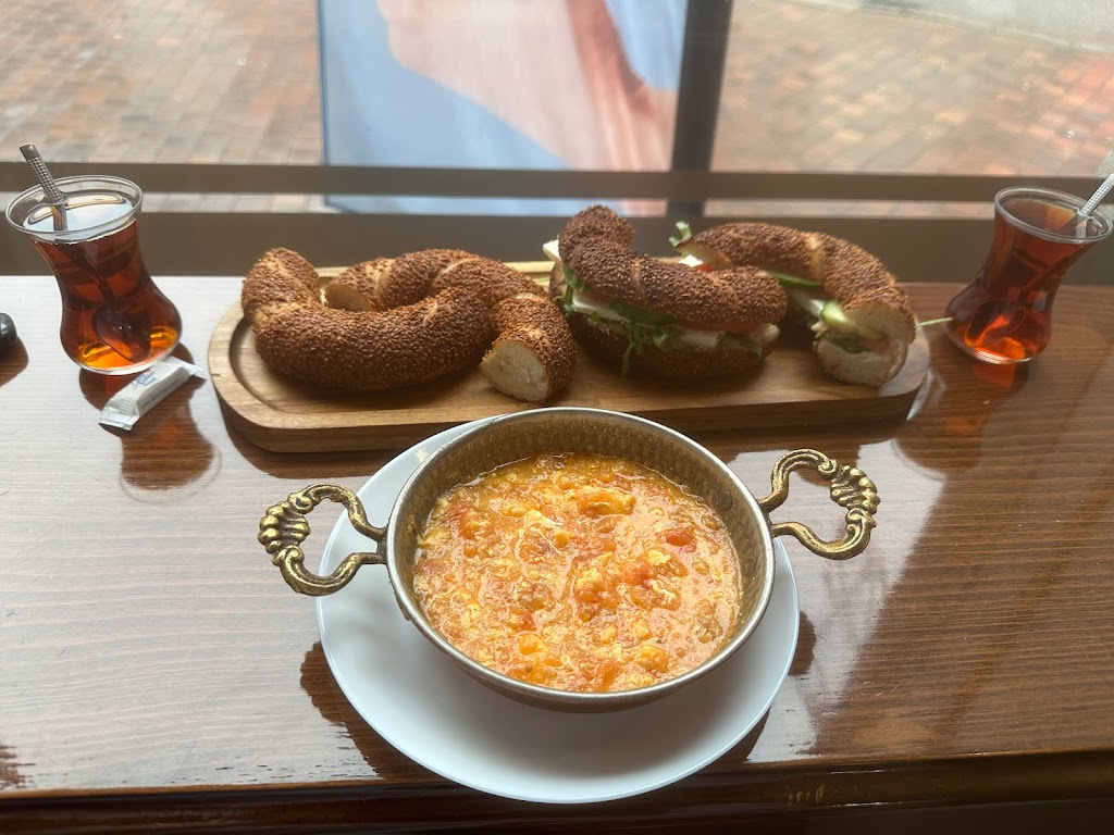 angora-cafe-1.jpeg