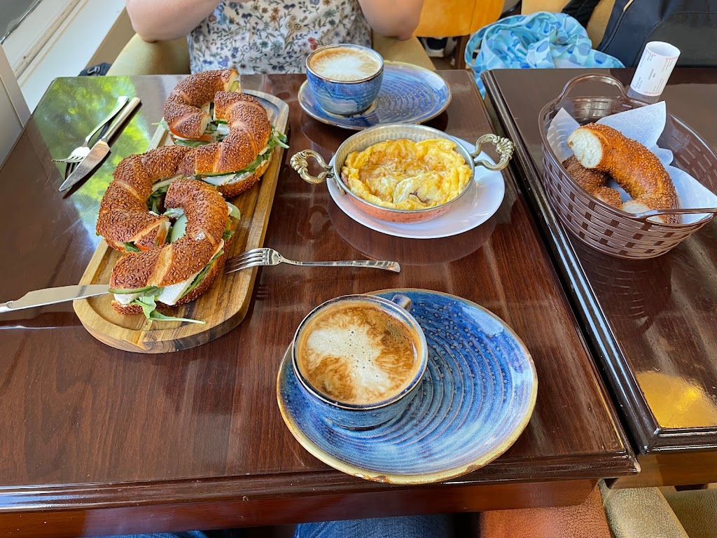 angora-cafe-6.jpeg