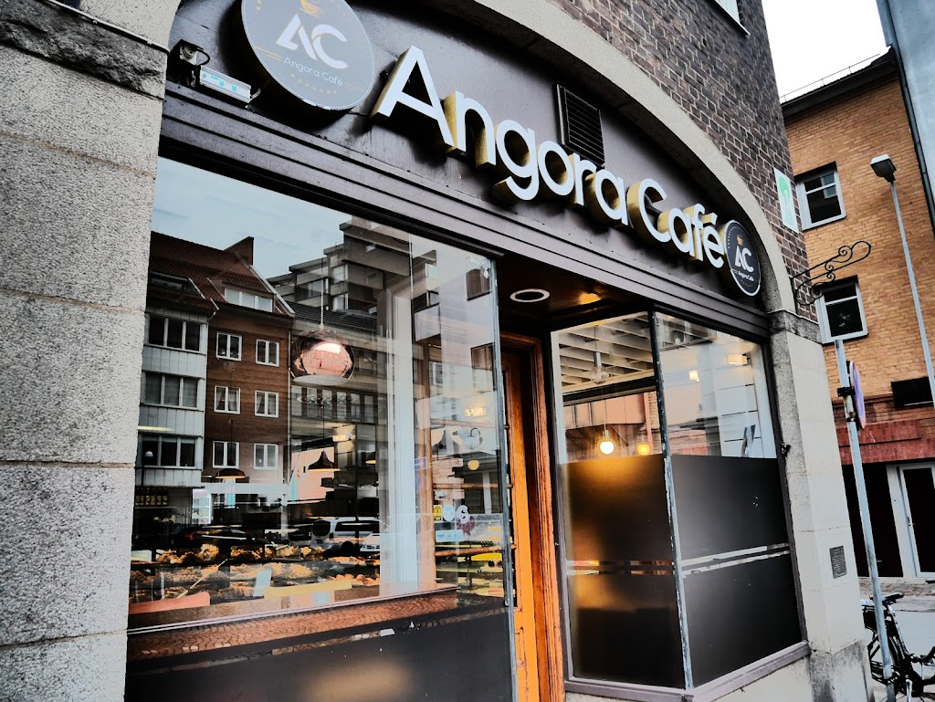 angora-cafe-7.jpeg