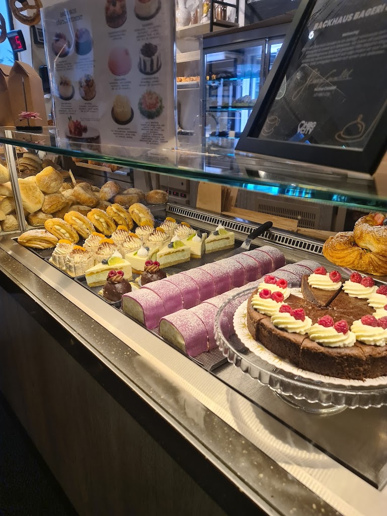 backhaus-bageri-cafe-8.jpeg