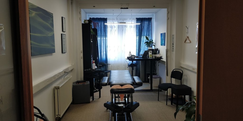 chiropractic-clinic-north-west-2.jpeg