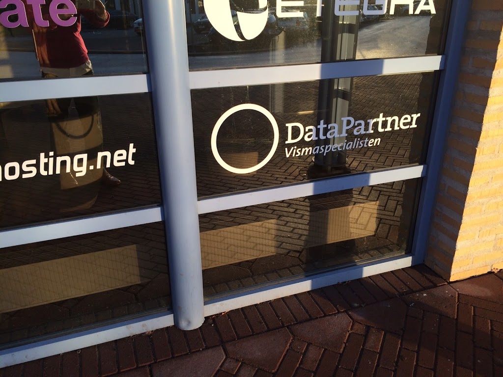 datapartner-1.jpeg