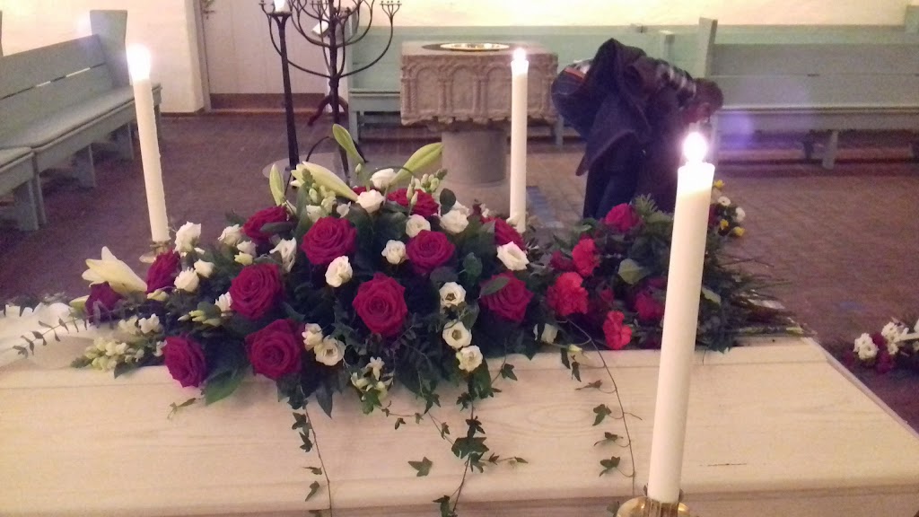 den-gode-herdens-kyrka-8.jpeg
