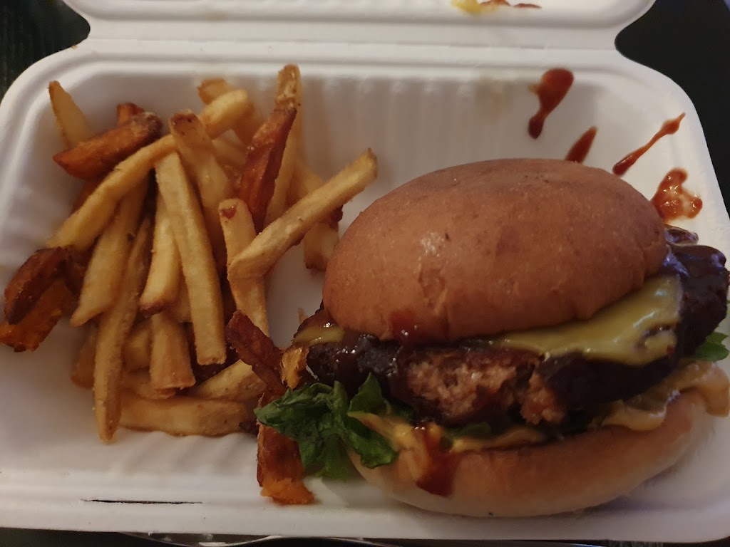 dine-burgers-7.jpeg