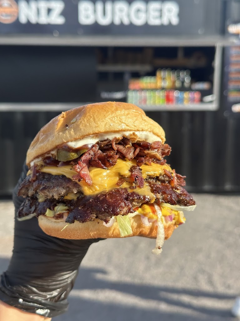 doniz-burgers-11.jpeg