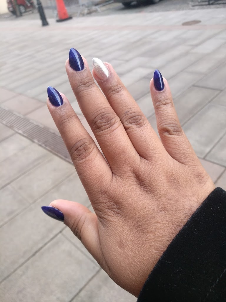 kim-nails-0.jpeg