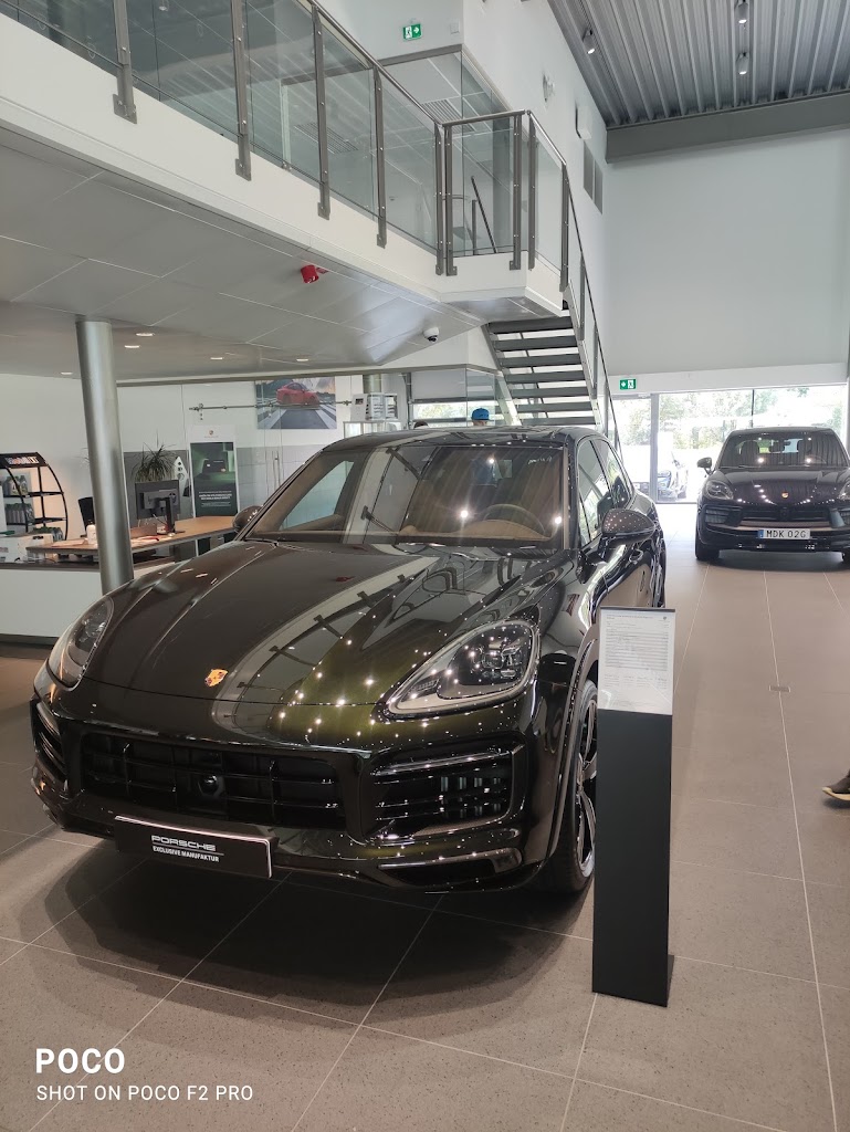 porsche-center-helsingborg-1.jpeg