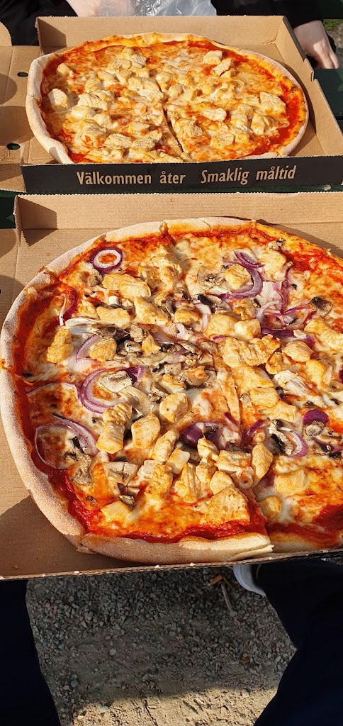 rodis-pizzeria-och-krog-14.jpeg