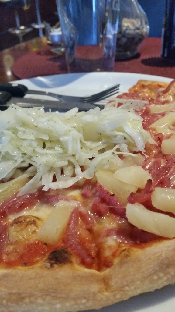 rosengardens-pizzeria-18.jpeg