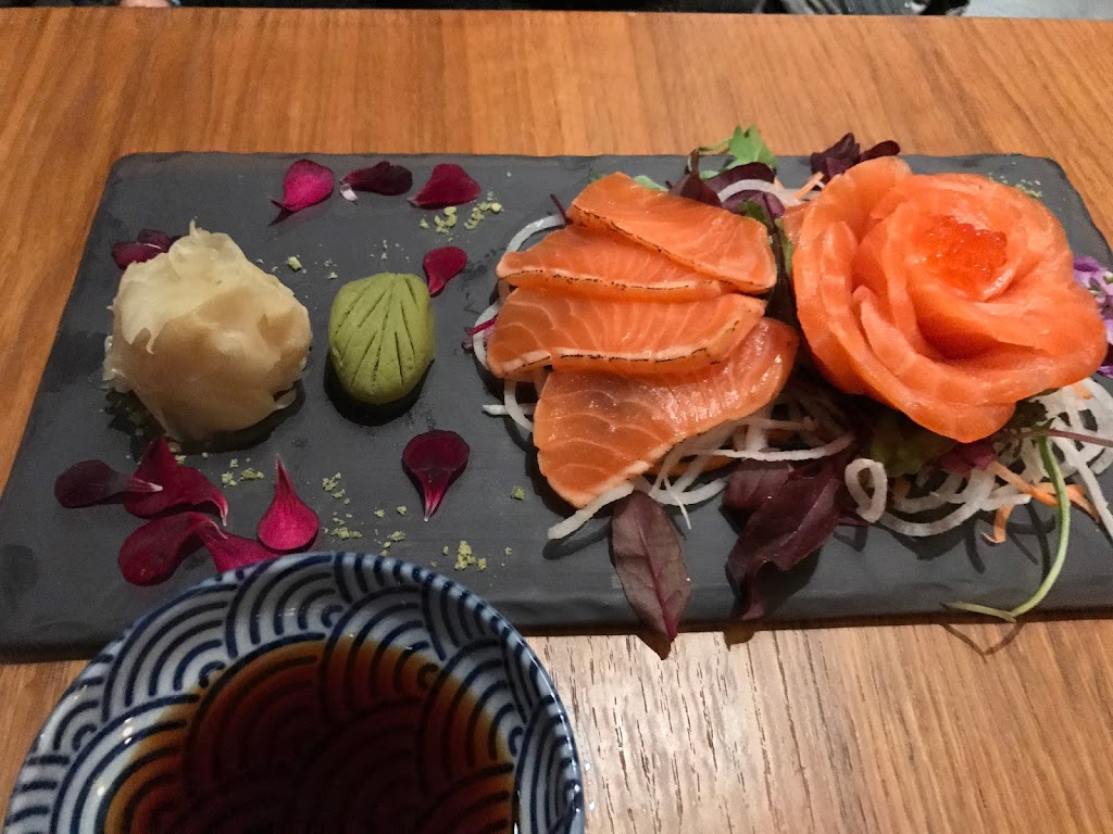 tokyo-15-sushi-grill-13.jpeg