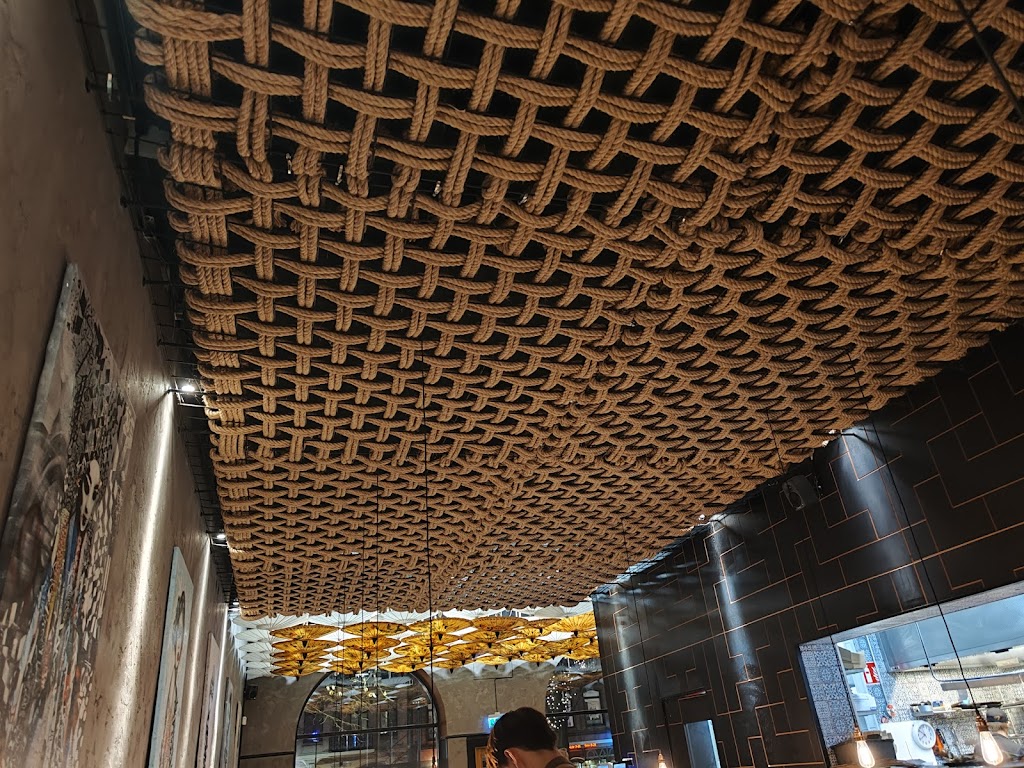 tokyo-15-sushi-grill-4.jpeg