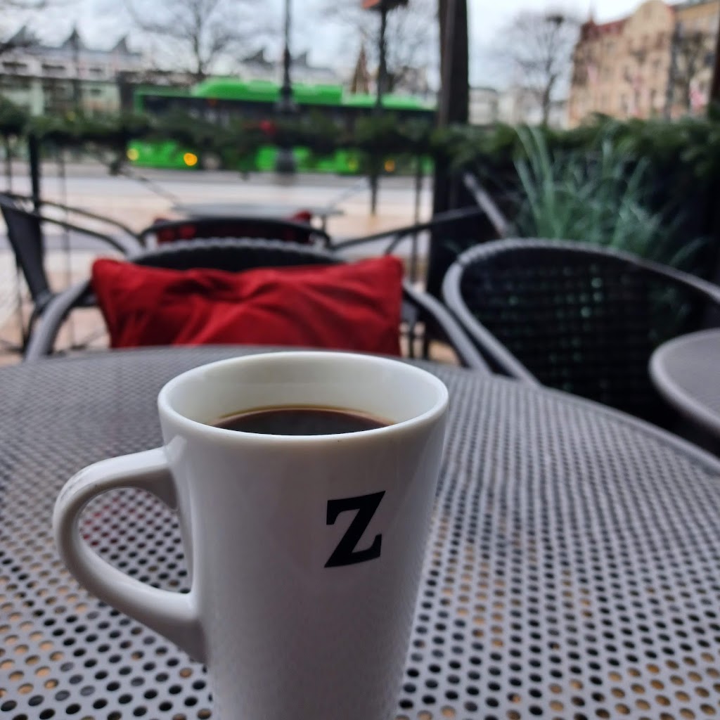 zoegas-cafe-2.jpeg