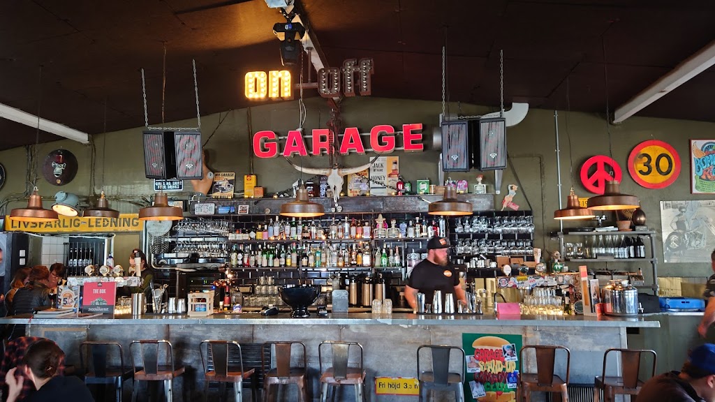 garage-bar-5.jpeg
