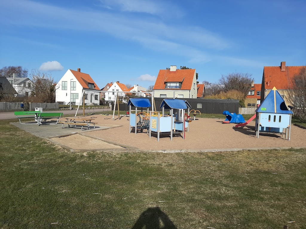 strandleken-0.jpeg