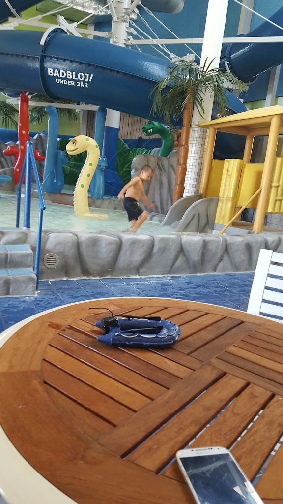 hoors-bad-och-sportcentrum-15.jpeg