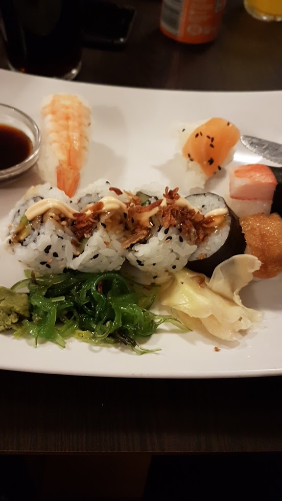 tais-restaurant-9.jpeg