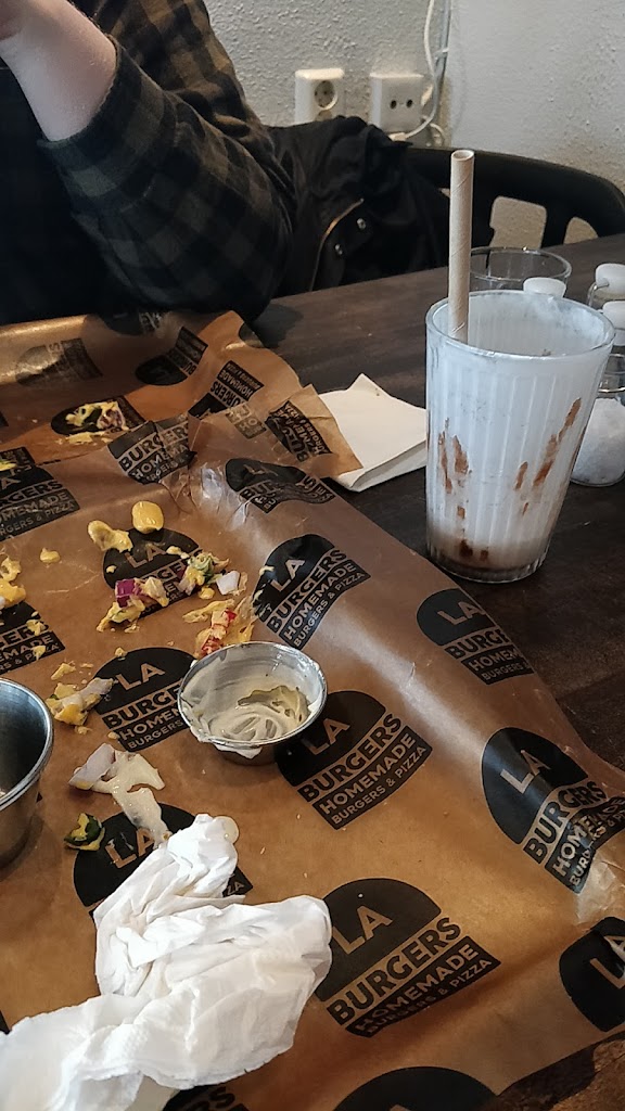 la-burgers-15.jpeg
