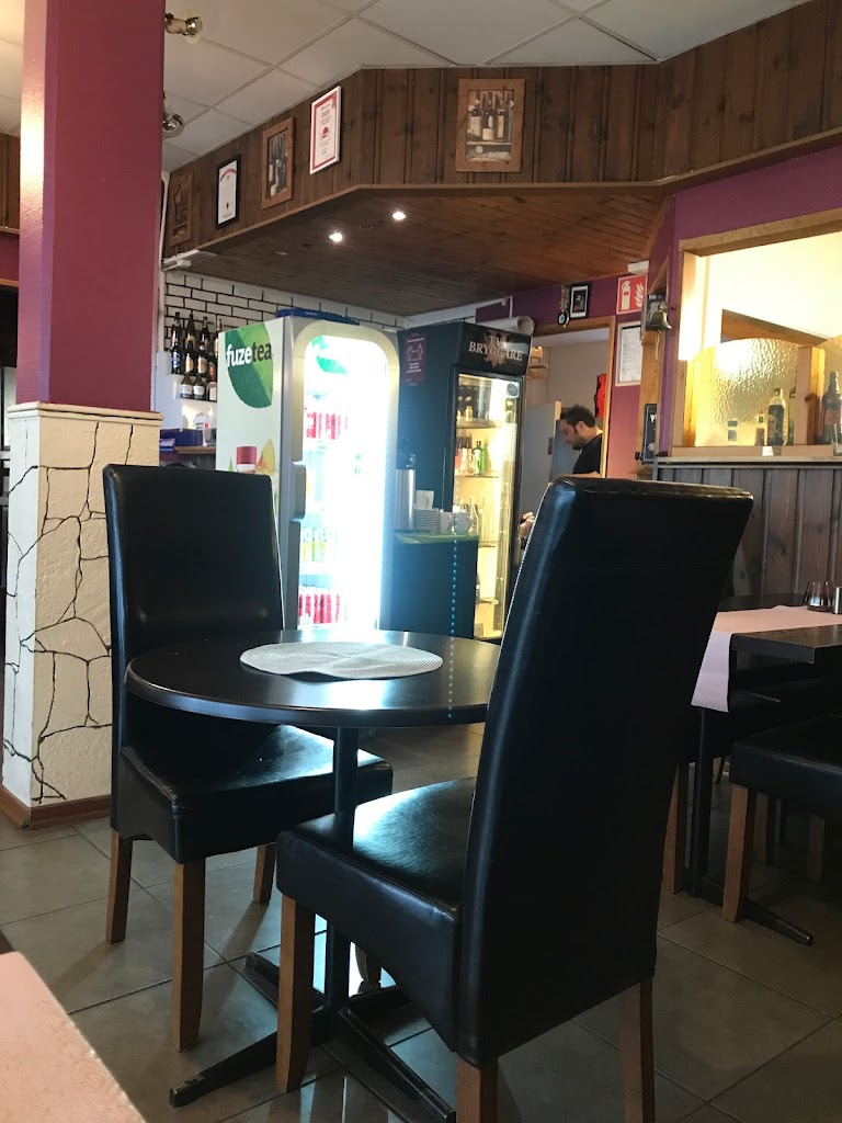 mastos-parla-restaurang-pizzeria-11.jpeg