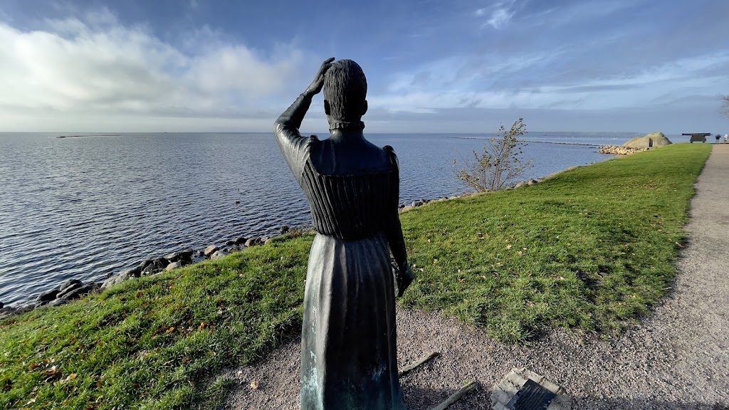 selma-lagerlof-statue-0.jpeg