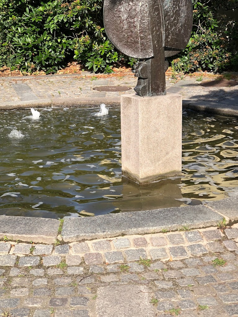 selma-lagerlof-statue-15.jpeg