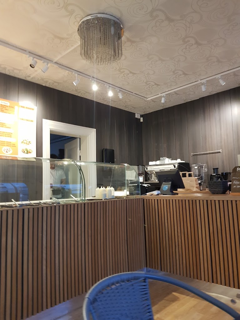 limhamns-bagel-salad-juices-1.jpeg