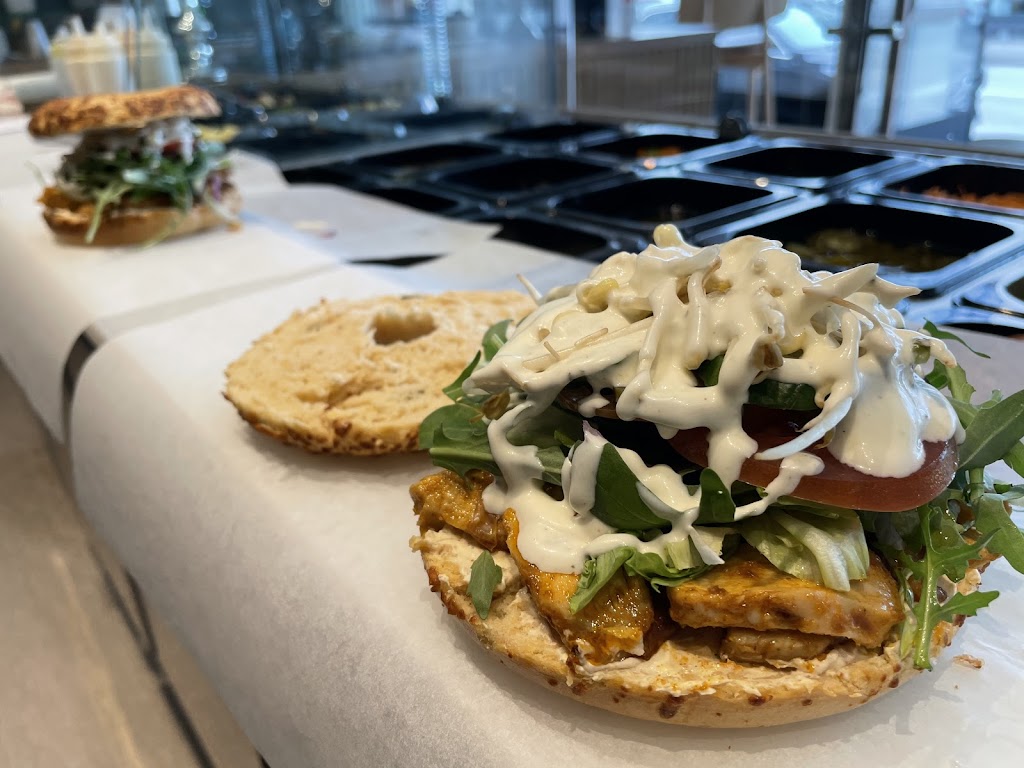 limhamns-bagel-salad-juices-8.jpeg