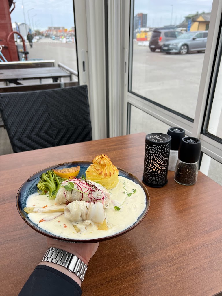 limhamns-fiskrokeri-restaurang-0.jpeg