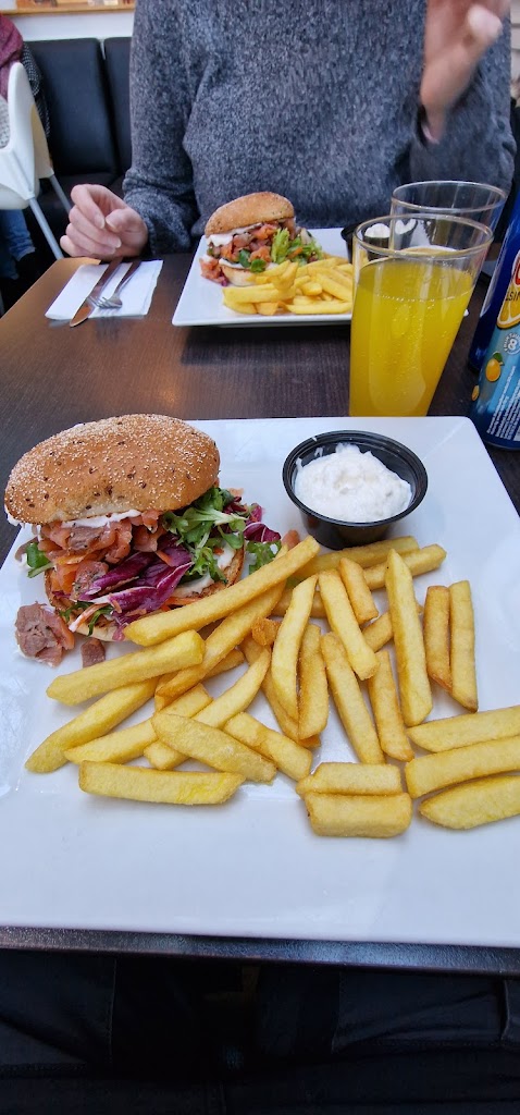 limhamns-fiskrokeri-restaurang-11.jpeg