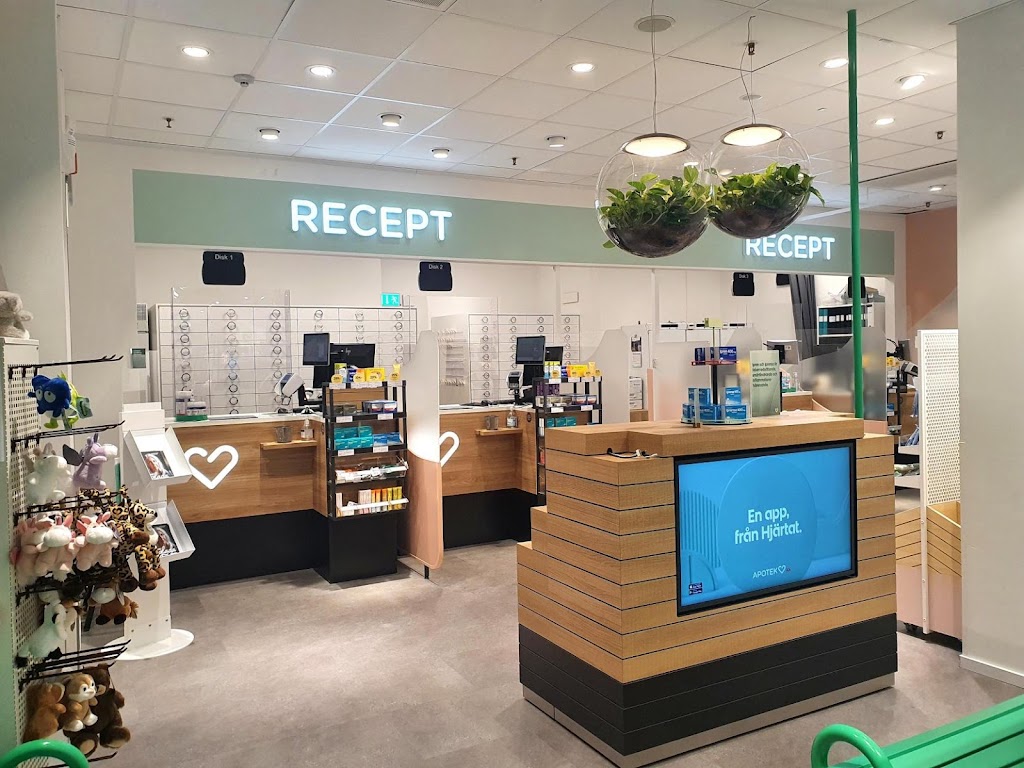 apotek-hjartat-emporia-shoppingcenter-3.jpeg