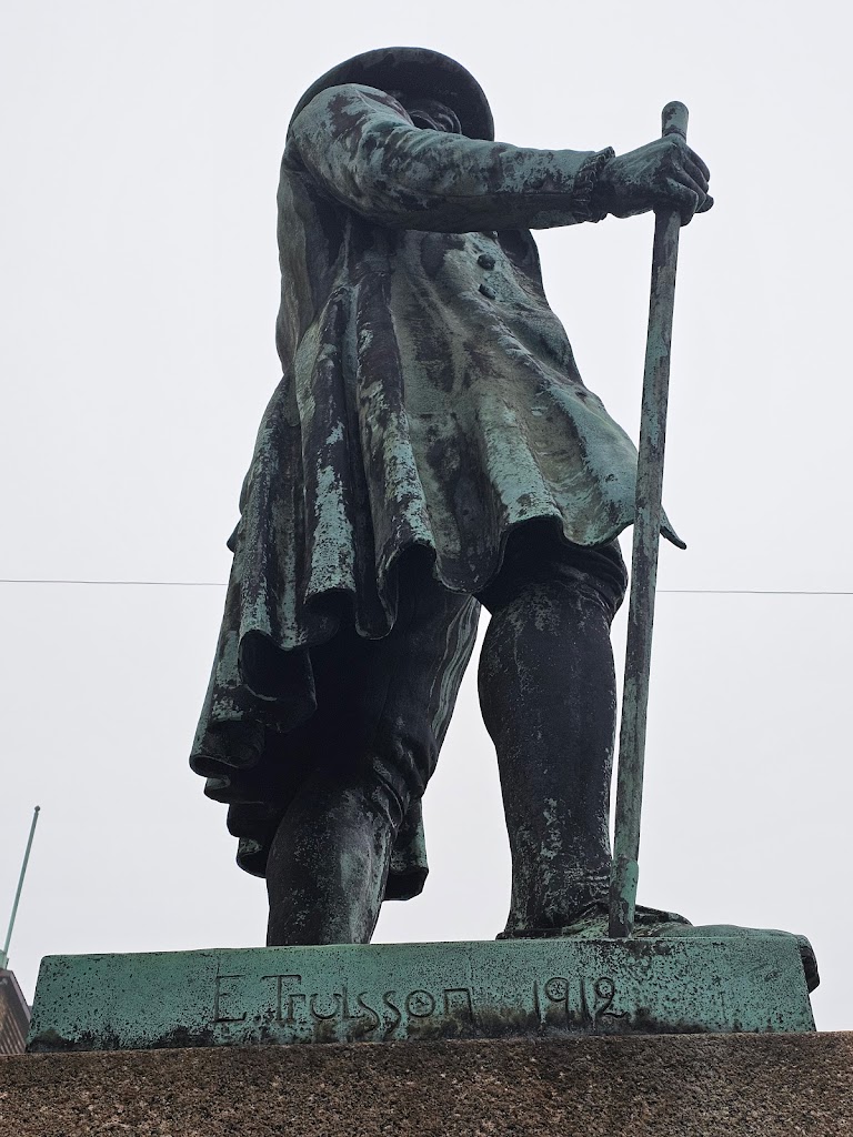 frans-suell-monument-1.jpeg
