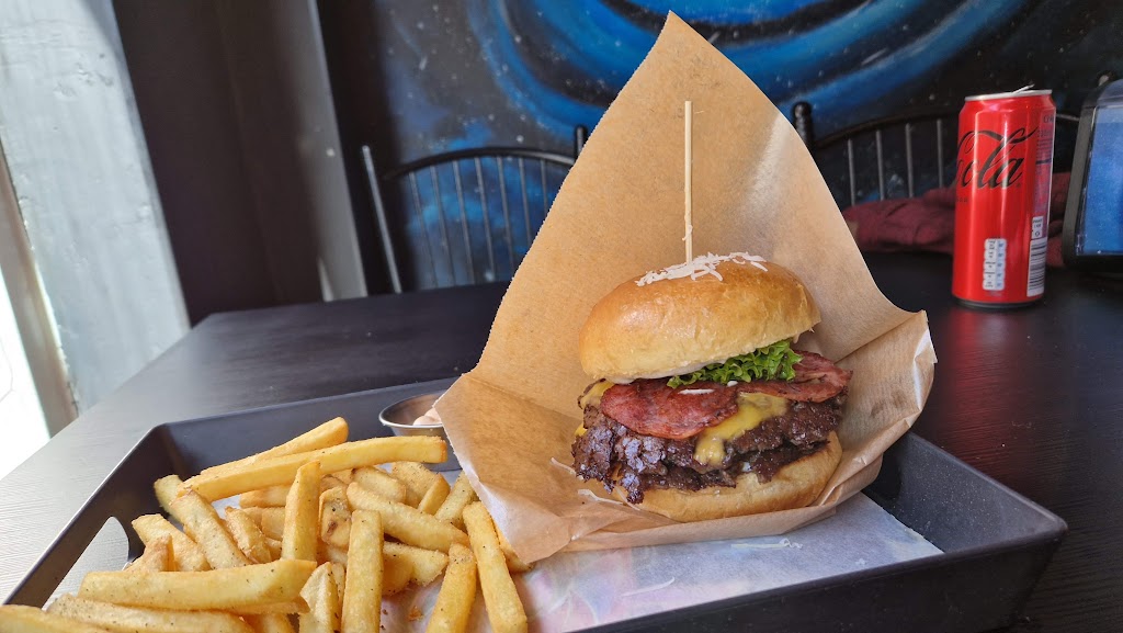 galaxy-burgers-2.jpeg