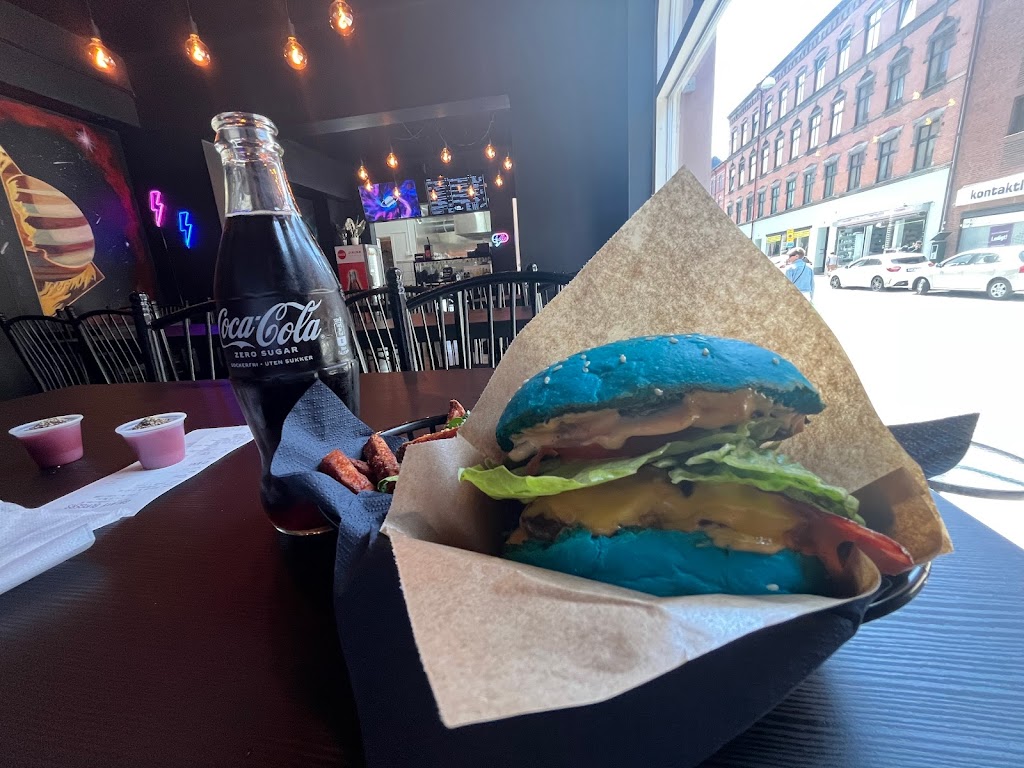 galaxy-burgers-8.jpeg