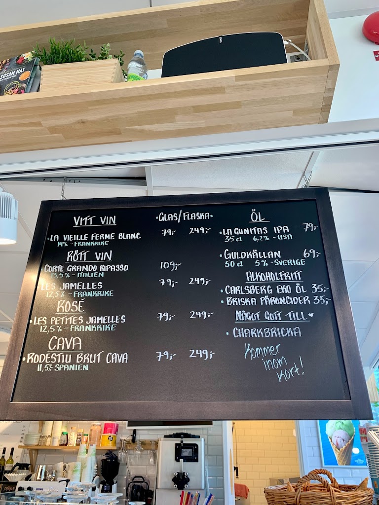 graffiti-cafe-wtc-8.jpeg