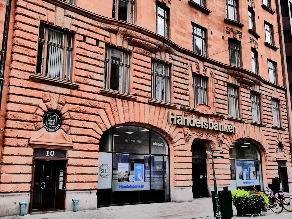 handelsbanken-malmo-stortorget-7.jpeg