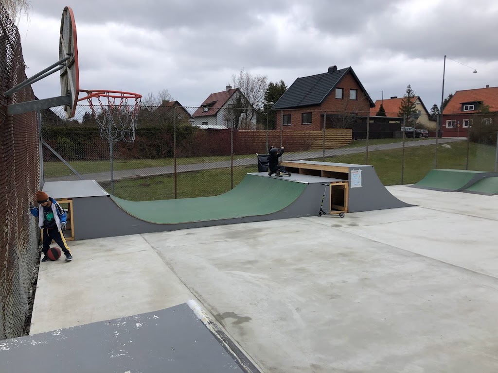 hindby-skatepark-15.jpeg