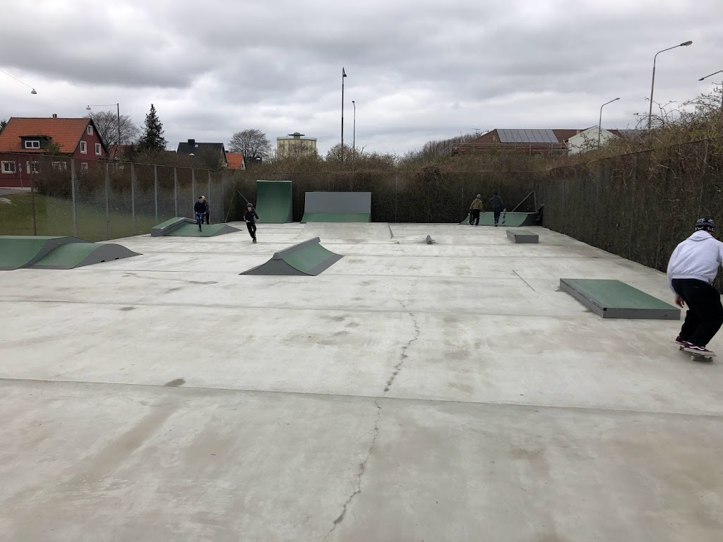 hindby-skatepark-18.jpeg