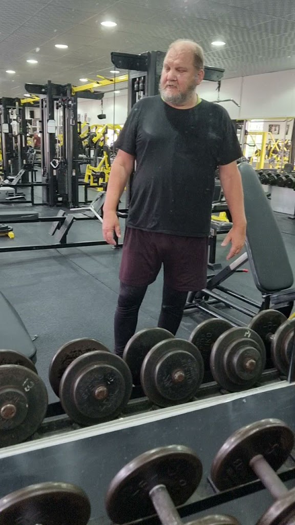 leader-fitness-gym-11.jpeg