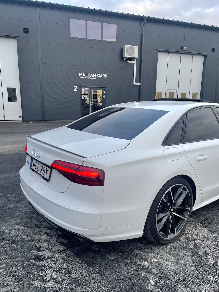 majkam-cars-outlet-15.jpeg