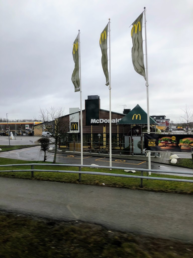 mcdonalds-lockarp-1.jpeg