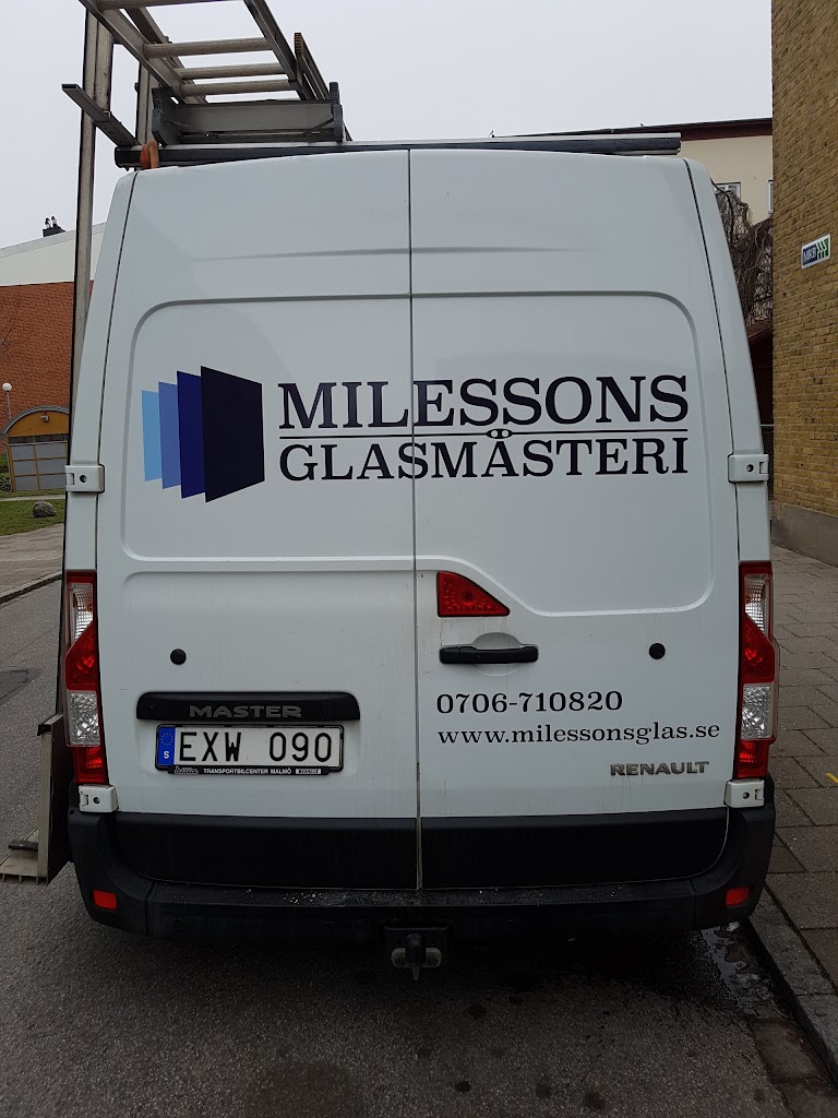 milessons-glas-montage-16.jpeg