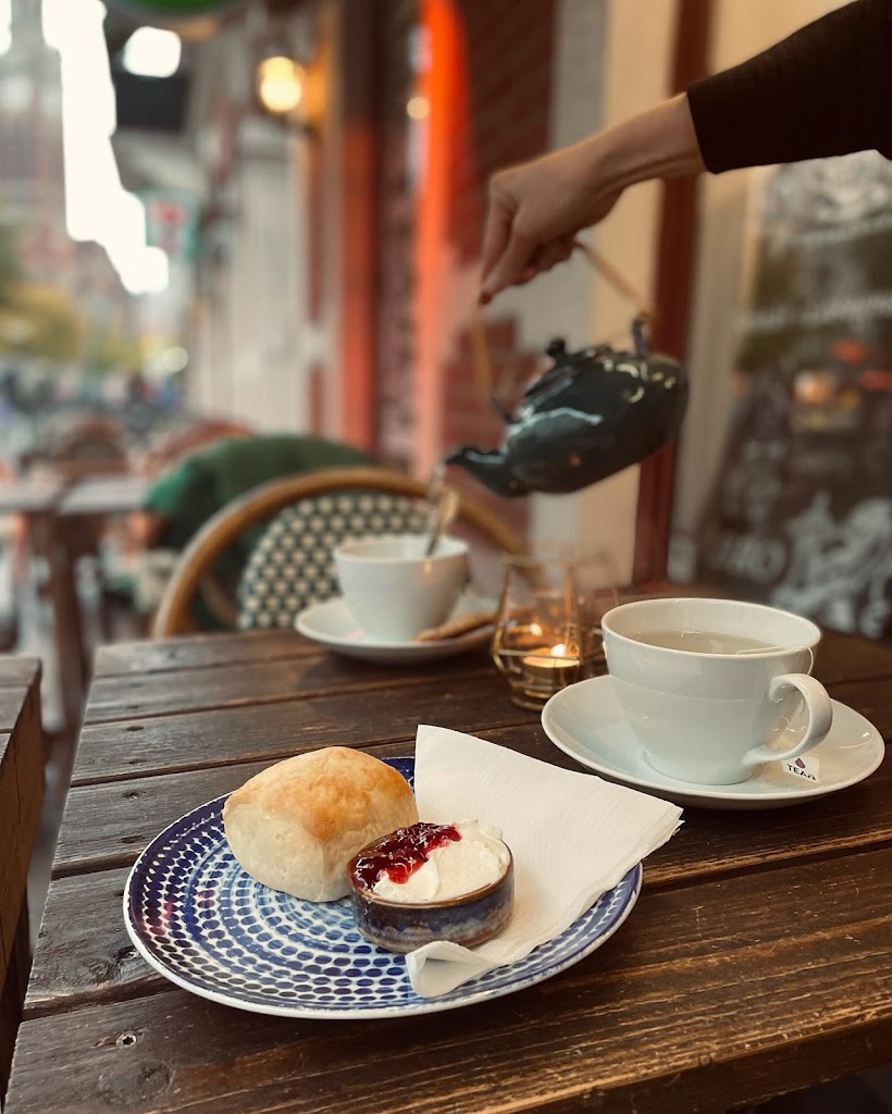mocca-cafe-3.jpeg