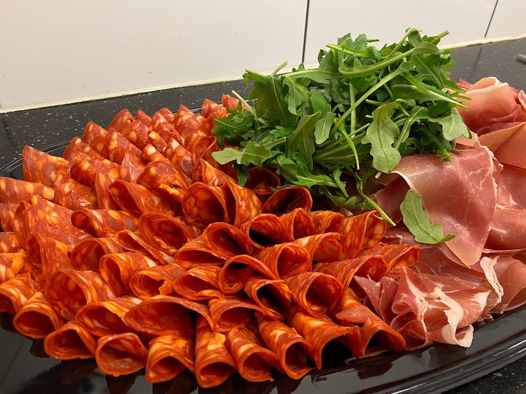 olivias-deli-sallad-lunch-buffe-catering-malmo-18.jpeg