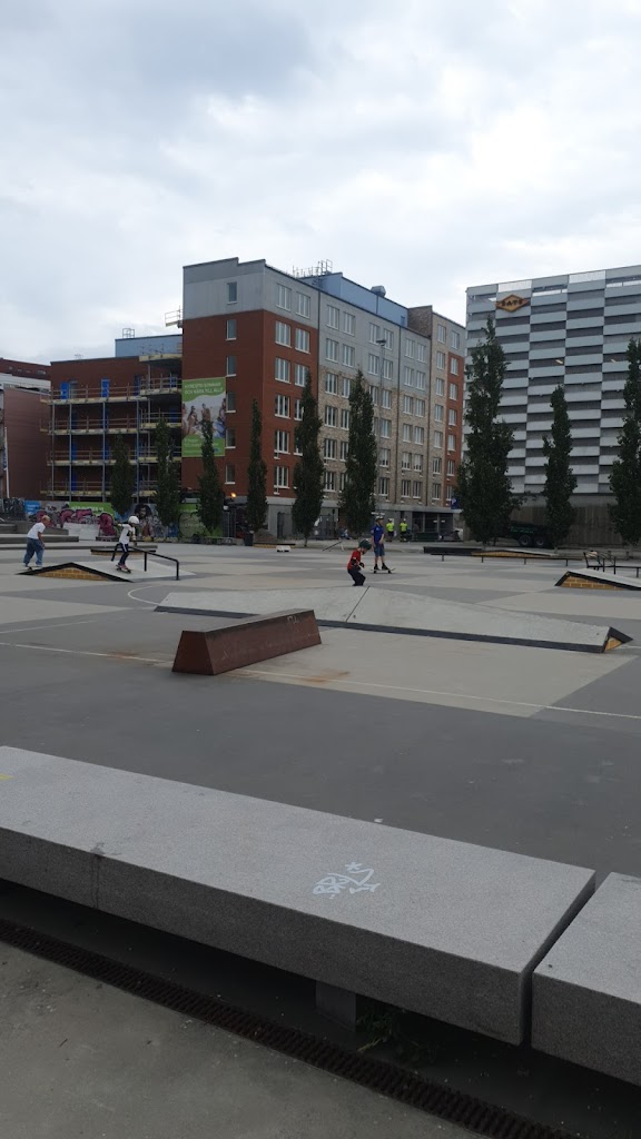 outdoor-bouldering-1.jpeg