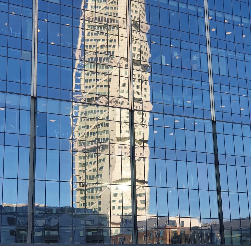 parkering-turning-torso-apcoa-1.jpeg