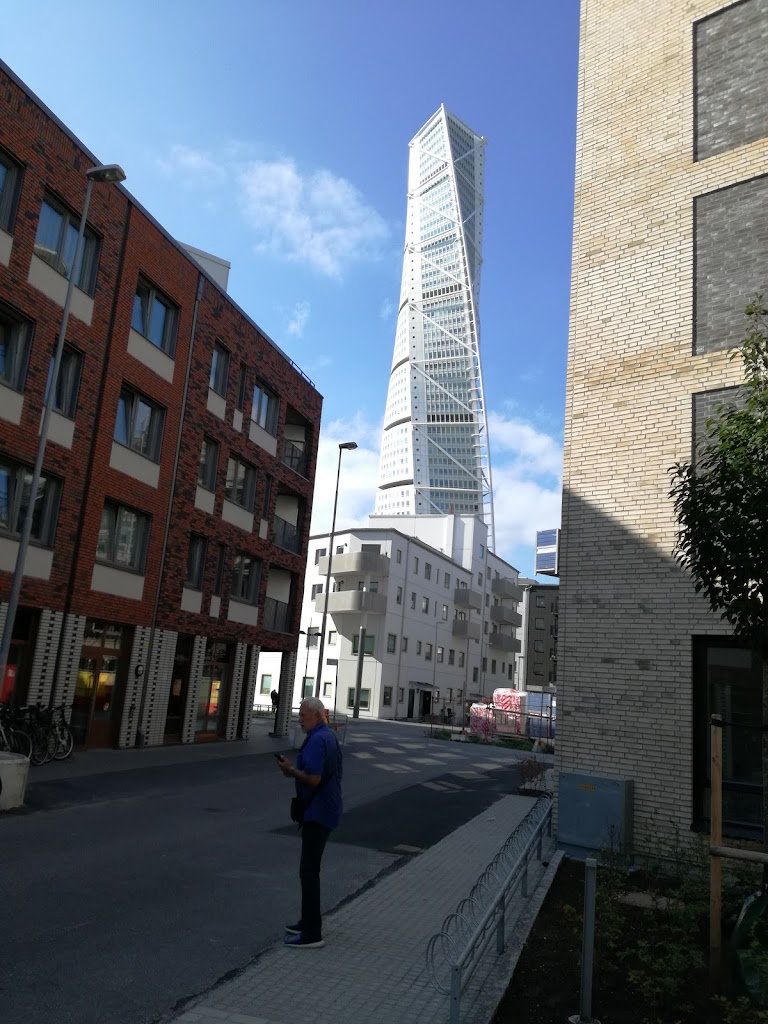 parkering-turning-torso-apcoa-2.jpeg