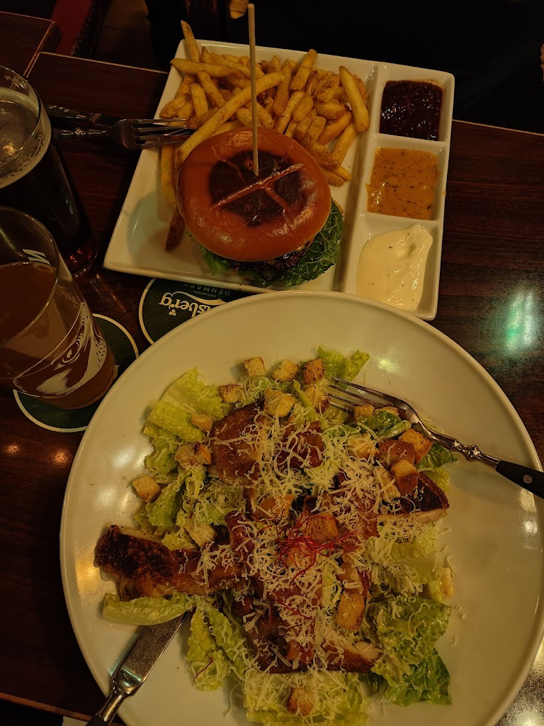 pickwick-pub-11.jpeg