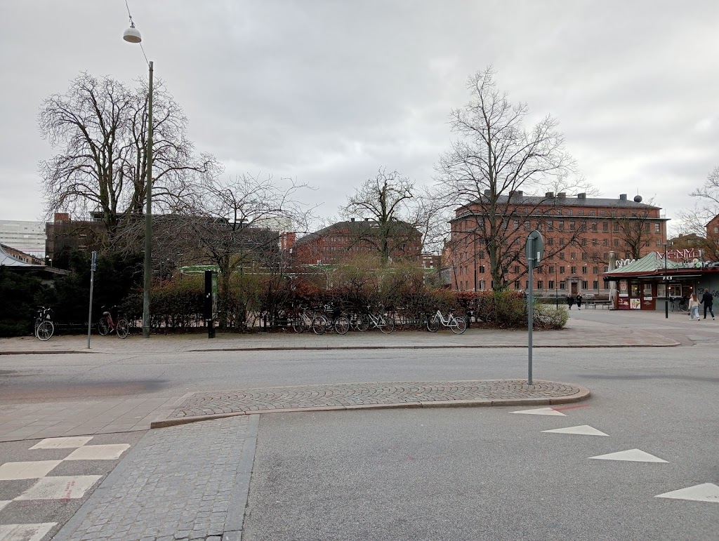 raoul-wallenbergs-park-3.jpeg