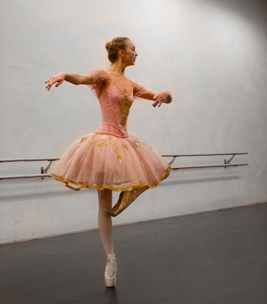 rhodins-dance-studio-1.jpeg