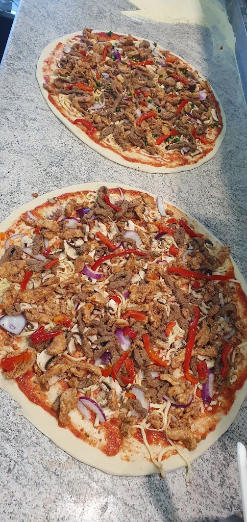 rockys-pizzeria-6.jpeg