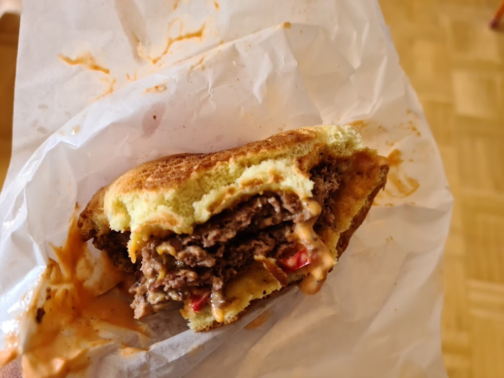 salles-burger-1.jpeg